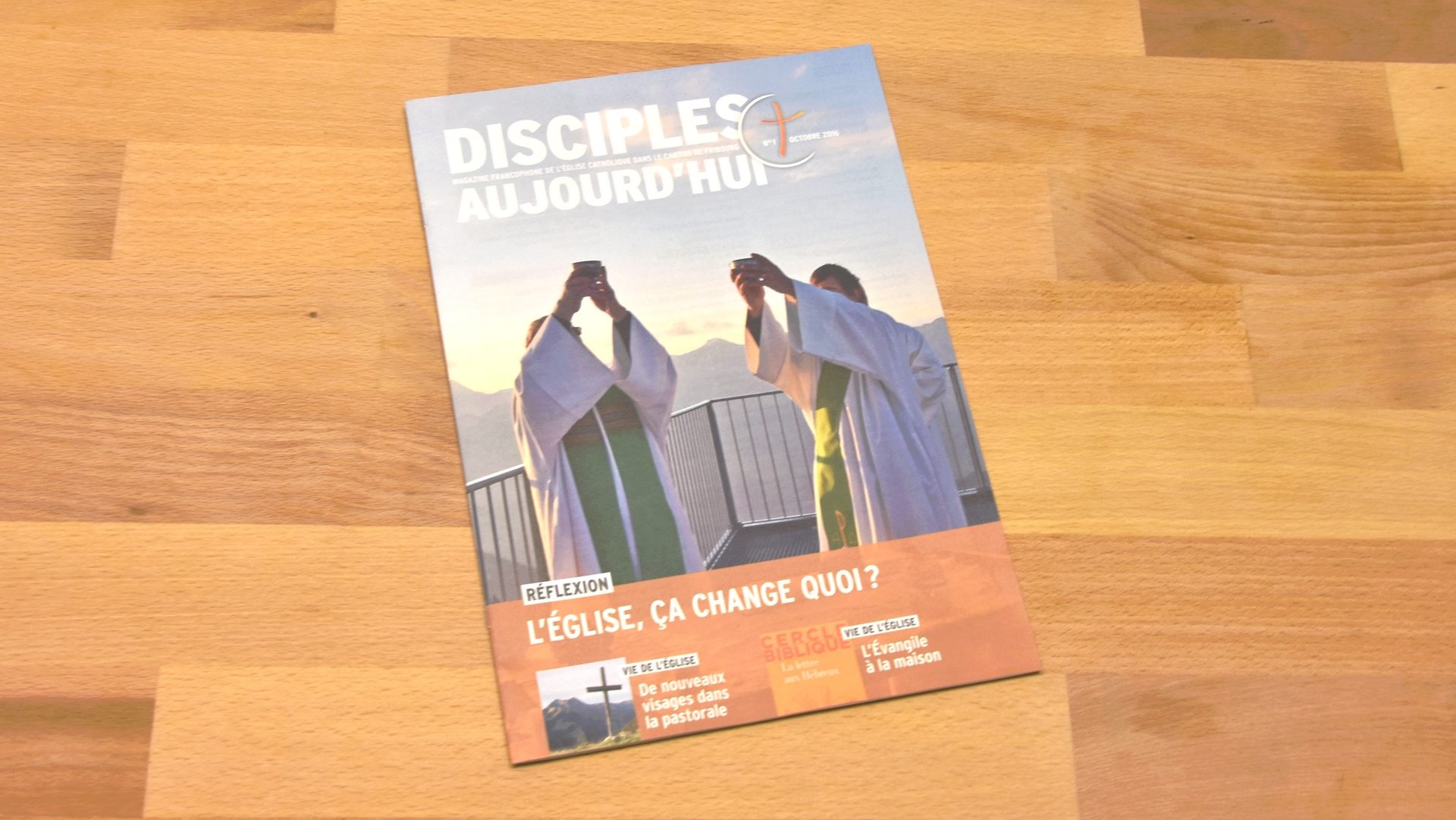 "Disciples aujourd'hui" le nouveau magazine de l'Eglise catholique dans le canton de Fribourg paraîtra cinq fois par an (photo Maurice Page)  