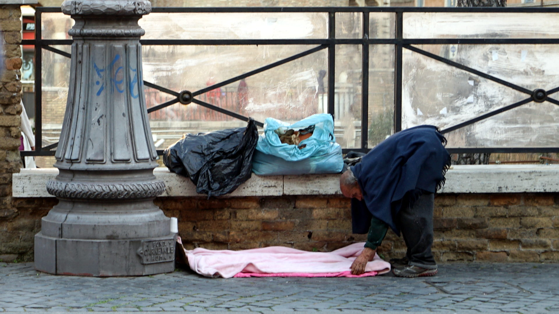 Les sans domicile fixe de Rome pourront accéder à un endroit chaud toute la journée (Photo: Georges Scherrer)