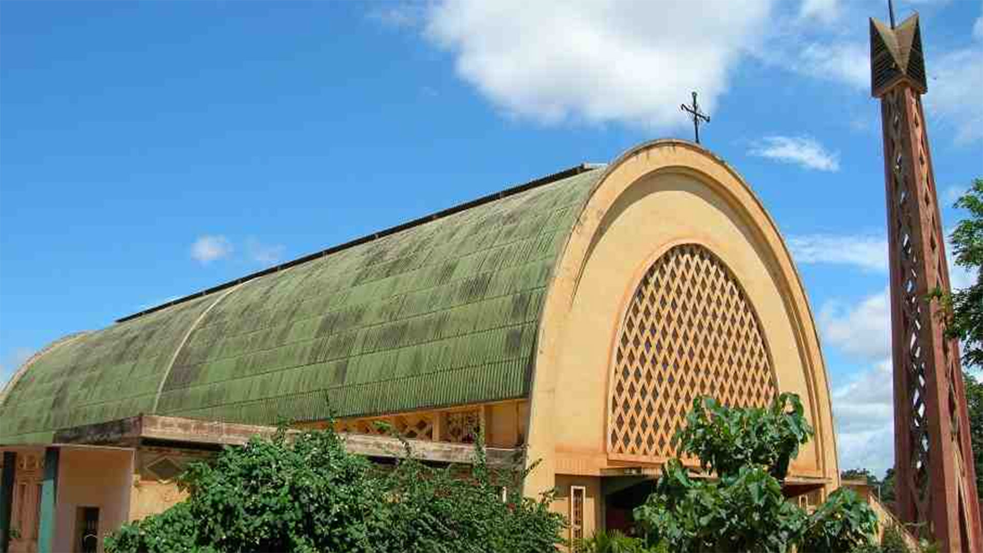 La cathédrale Notre-Dame de Lourdes, à Bobo-Dioulasso (Photo: burkinabe.be)