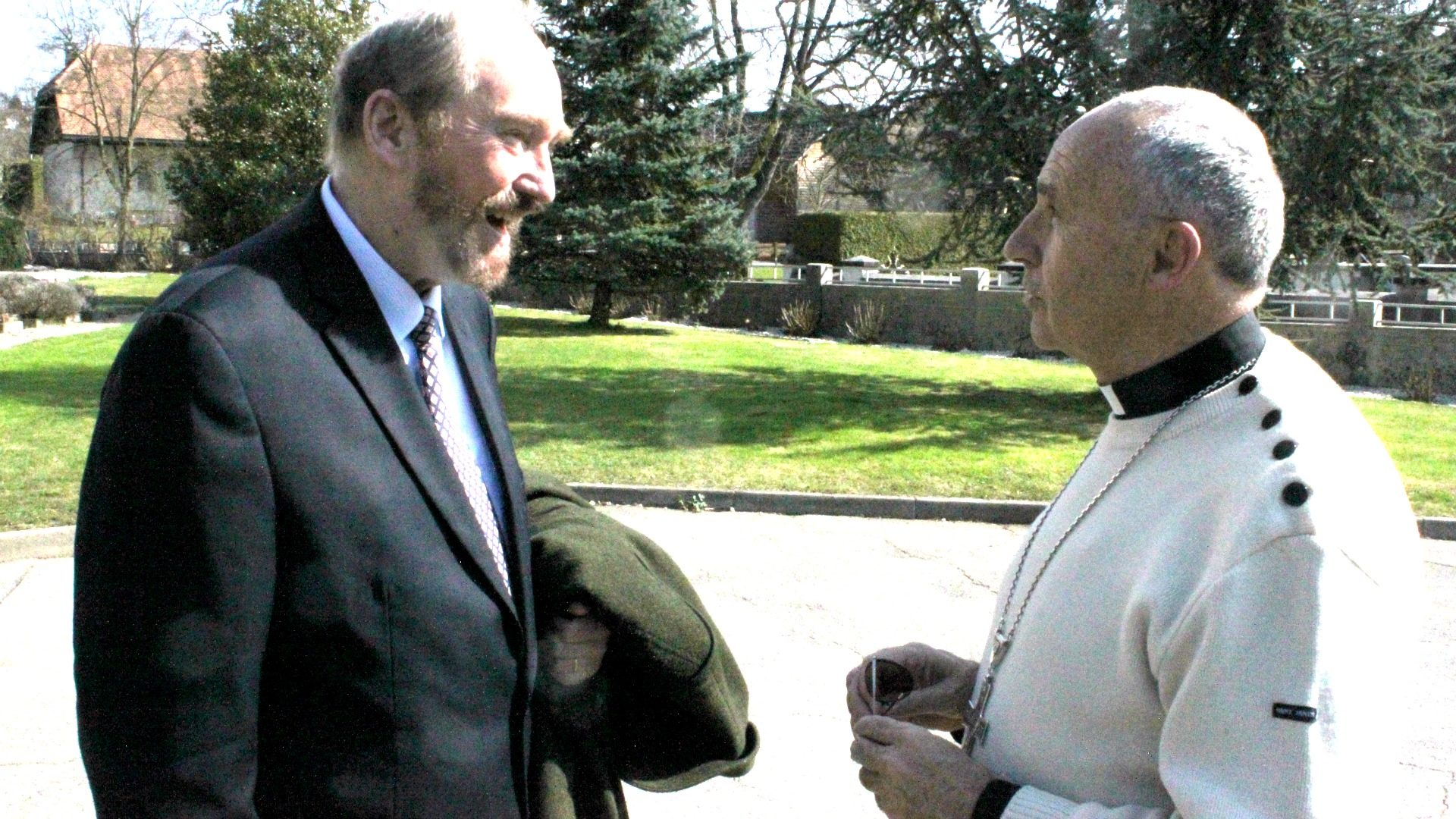 Mgr Robert Le Gall, archevêque de Toulouse, accueilli à Philanthropos par l’archiduc Rodolphe d’Autriche, président de la Fondation Philanthropos (Photo: Bernard Litzler)