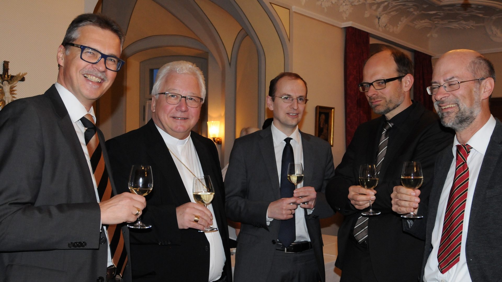 L'assemblée plénière de la RKZ a été reçue à St-Gall par Mgr Markus Büchel (photo RKZ)