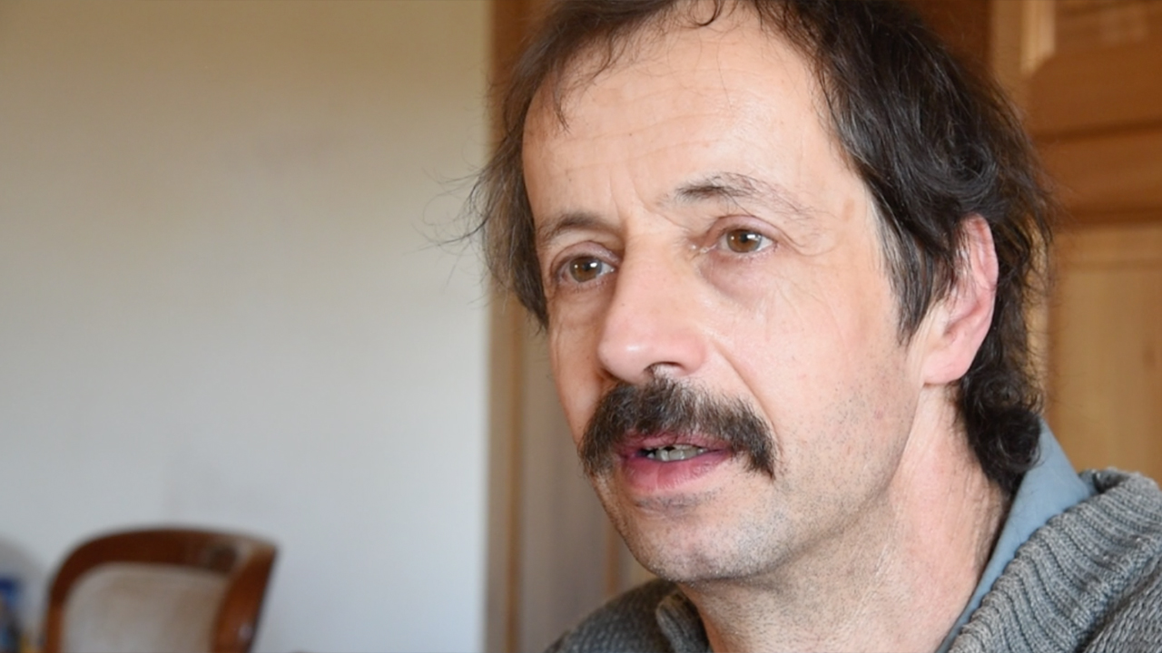 Guy Chassot, membre de l’ACAR, est agriculteur à Villaraboud, près de Romont. (Photo: Pierre Pistoletti)