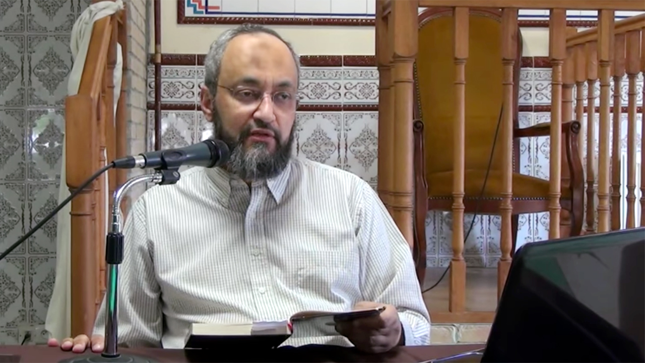 L'islamologue genevois controversé Hani Ramadan a été expulsé samedi soir vers la Suisse (Photo: Youtube)