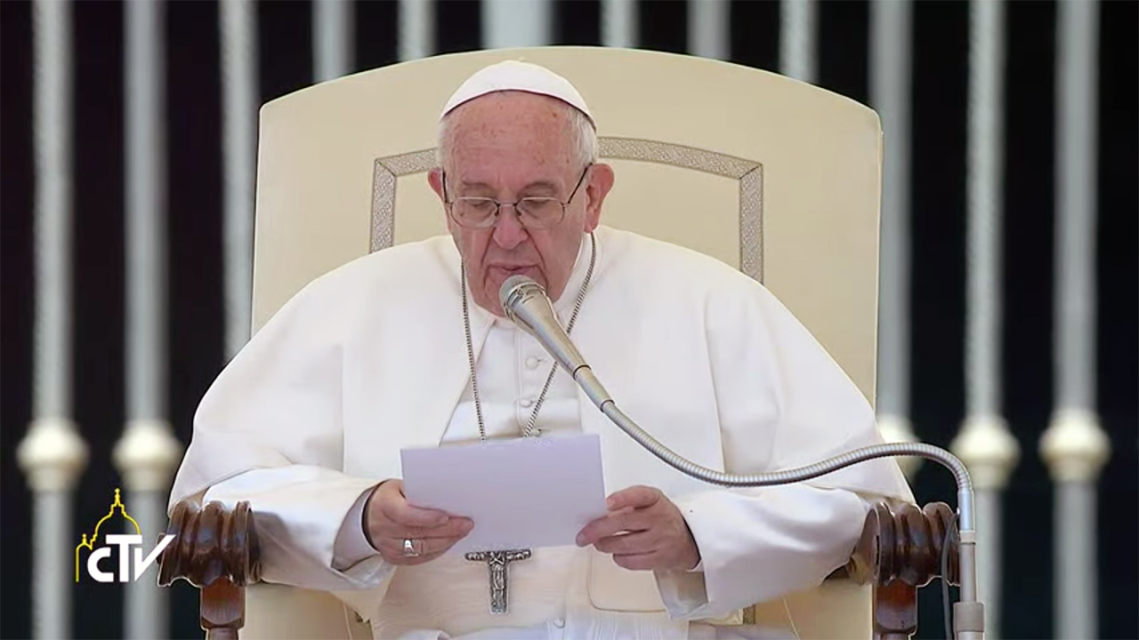 Le pape François a présenté la figure de sainte Marie-Madeleine comme "l’apôtre de l’espérance", lors de l’audience générale du 17 mai 2017 (Photo: youtube/CTV)