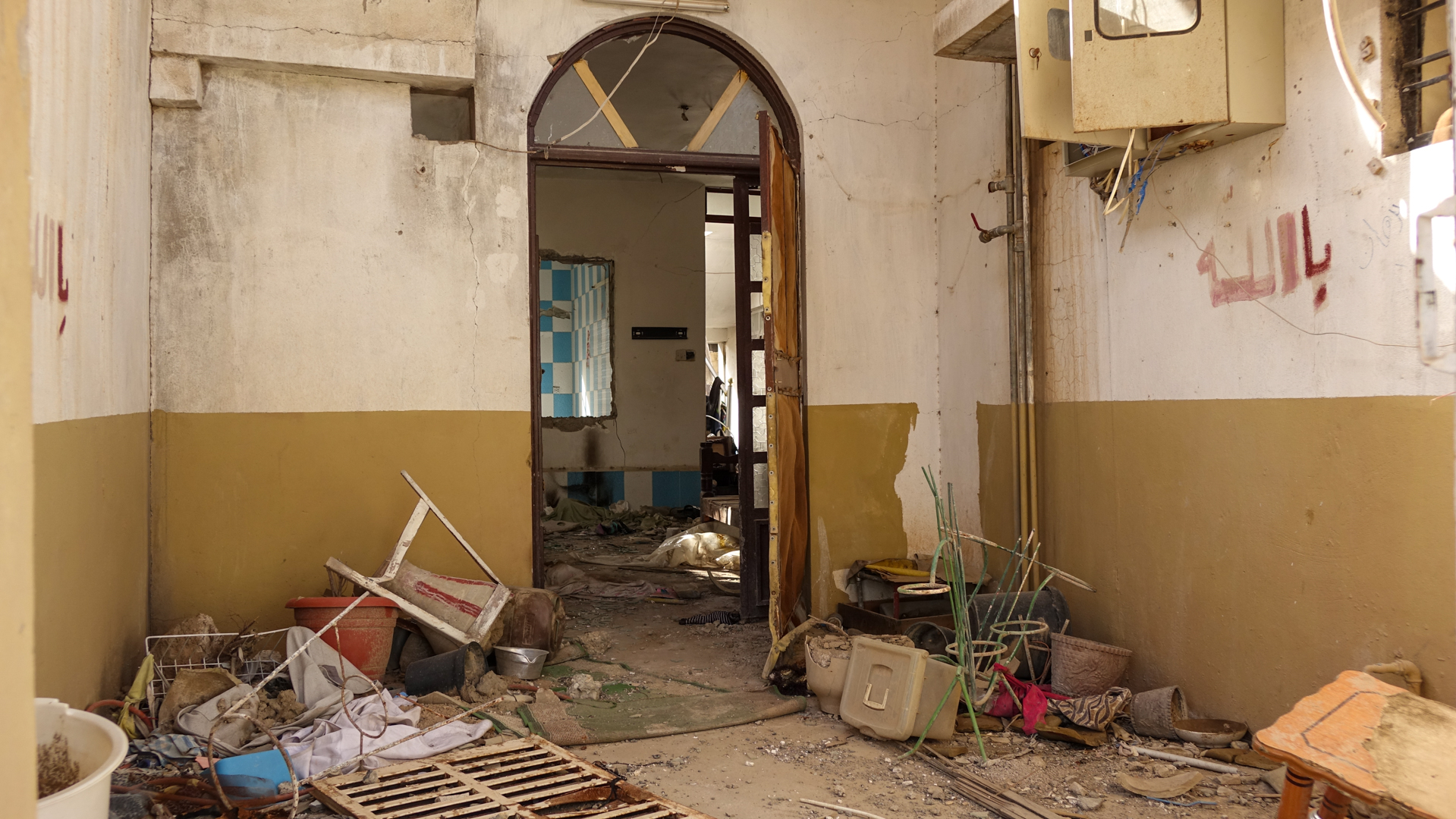 Betnaya, au nord de l'Irak, les maisons qui n'ont pas été détruites sont totalement pillées | © Maurice Page