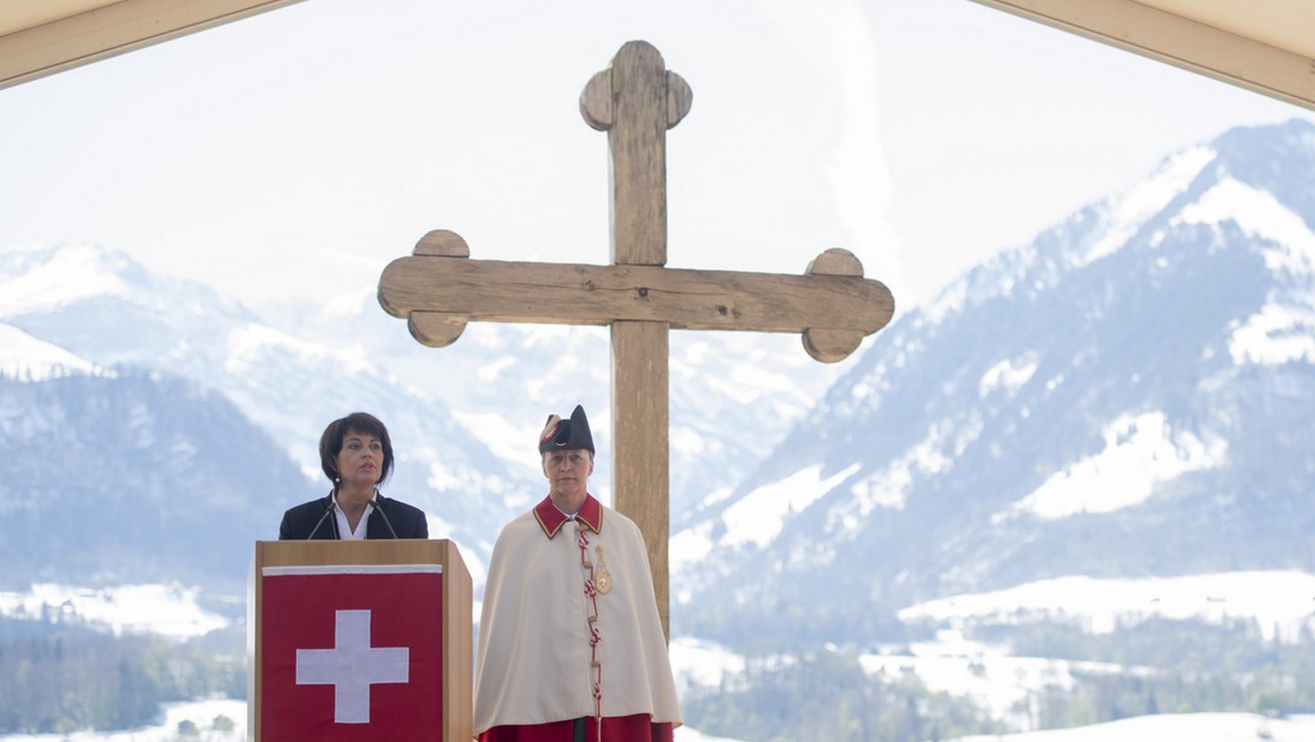 La présidente de la Confédération Doris Leuthard, lors de la commémoration des 600 ans de la naisssance Nicolas de Flue à Sarnen. (photo KEYSTONE/Urs Flueeler)