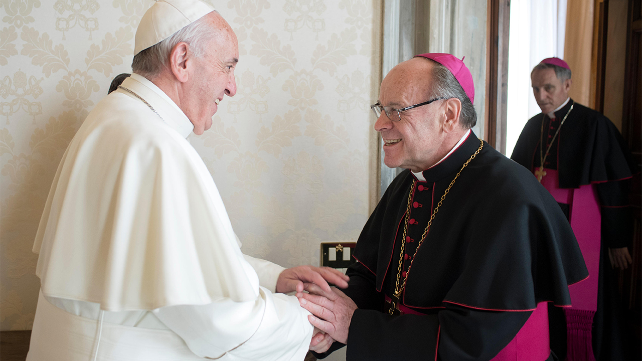 Le pape François a prolongé de deux ans le mandat de l'évêque de Coire, Mgr Vitus Huonder (Photo: bistum-chur.ch)