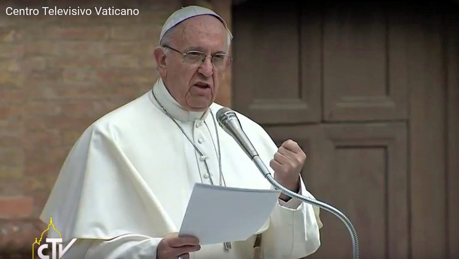 Le pape a reçu les novices et pré-novices salésiens à la Maison Sainte-Marthe le 2 mai 2017. (Capture-écran/CTV)