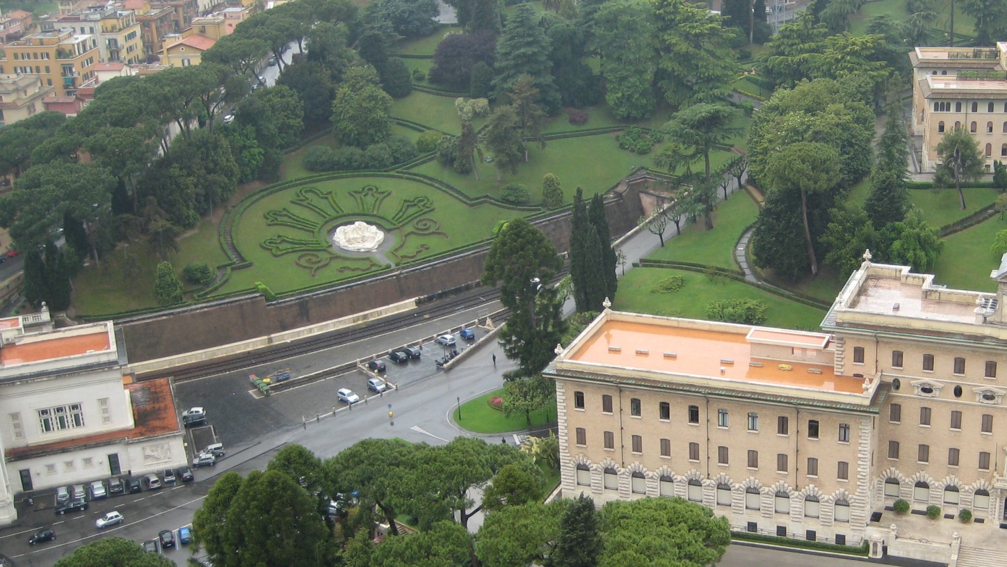 Les enfants sont arrivés à la petite gare du Vatican (Photo:Alex Egervary/Flickr/CC BY-NC-ND 2.0)