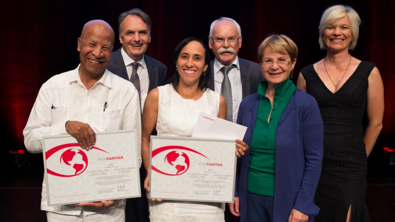 Le Prix Caritas 2017 attribué aux militants colombiens Luz Estella Romero et Ricardo Esquivia (Photo:  Priska Ketterer / Caritas Suisse) 

