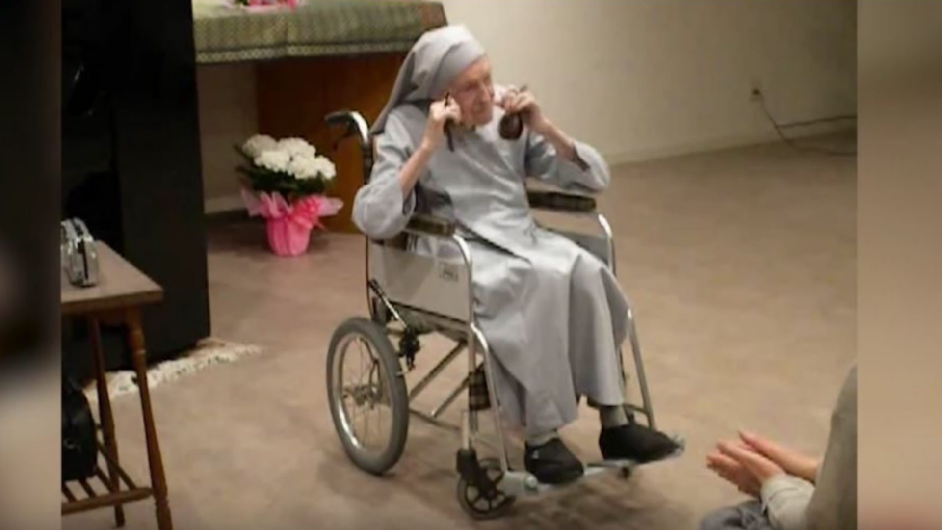 Soeur Victoria de la Cruz célèbre ses 110 ans (photo Youtube) 