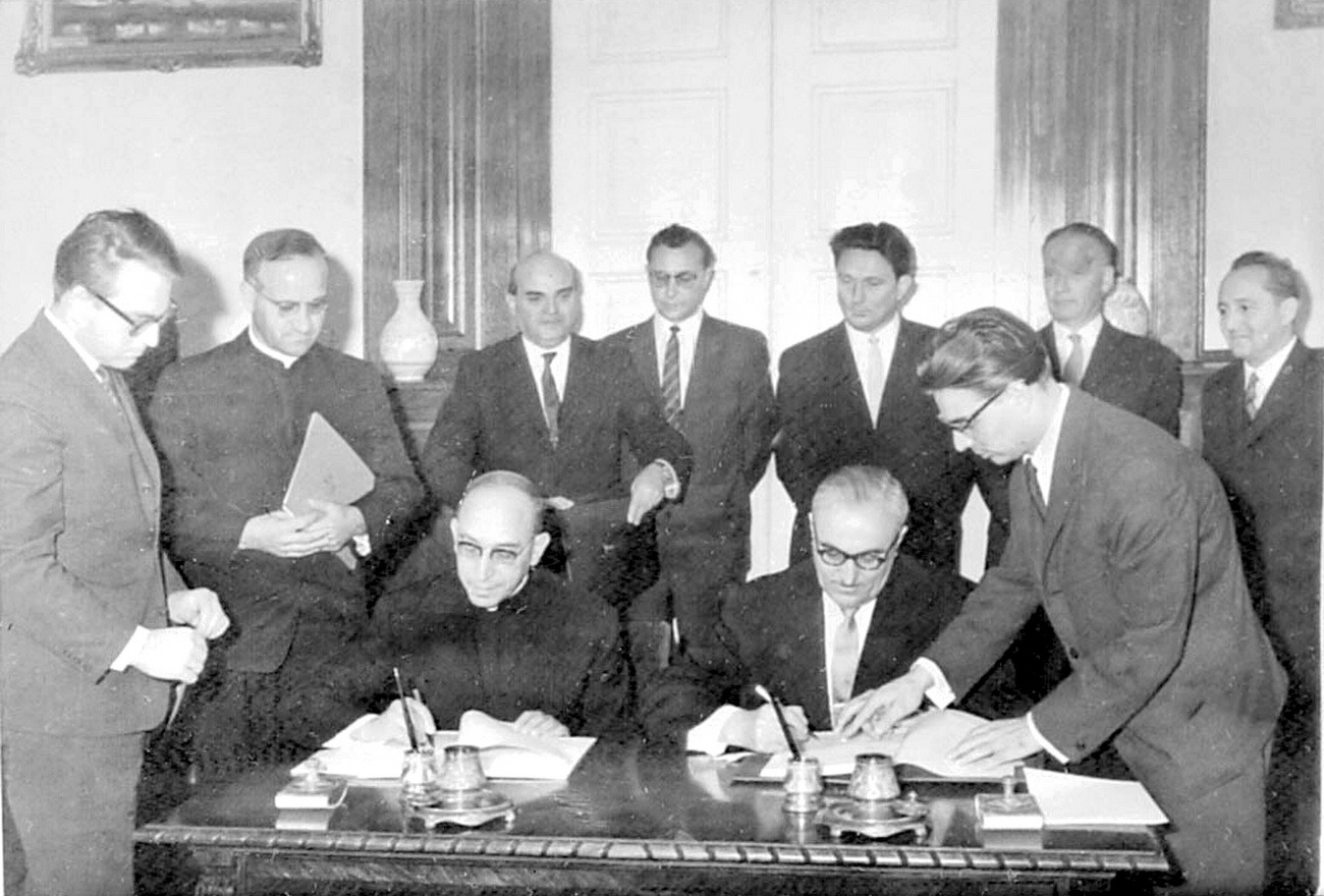  Le prélat avait déjà été sous Jean XXIII le premier représentant officiel du Vatican à se rendre à l’est du mur, à Budapest en 1964 (Photo: Keystone) 