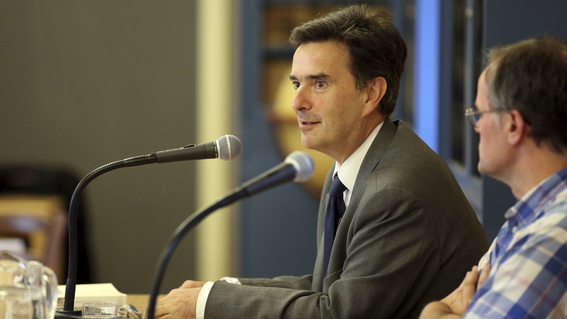 Pierre-Yves Fux, ambassadeur de Suisse près le Saint-Siège décrit un dialogue euro-méditerranéen difficile mais jamais rompu. (Photo: B. Hallet) 