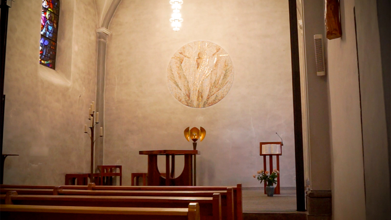 Le choeur du monastère de Collombey, oeuvre de Madeline Diener (Photo: Pierre Pistoletti)