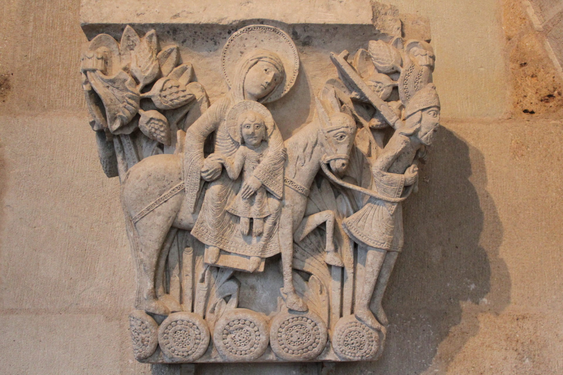 Chapiteau de la salle capitulaire de la cathédrale Saint-Lazare d'Autun en Bourgogne
Fuite en Egypte