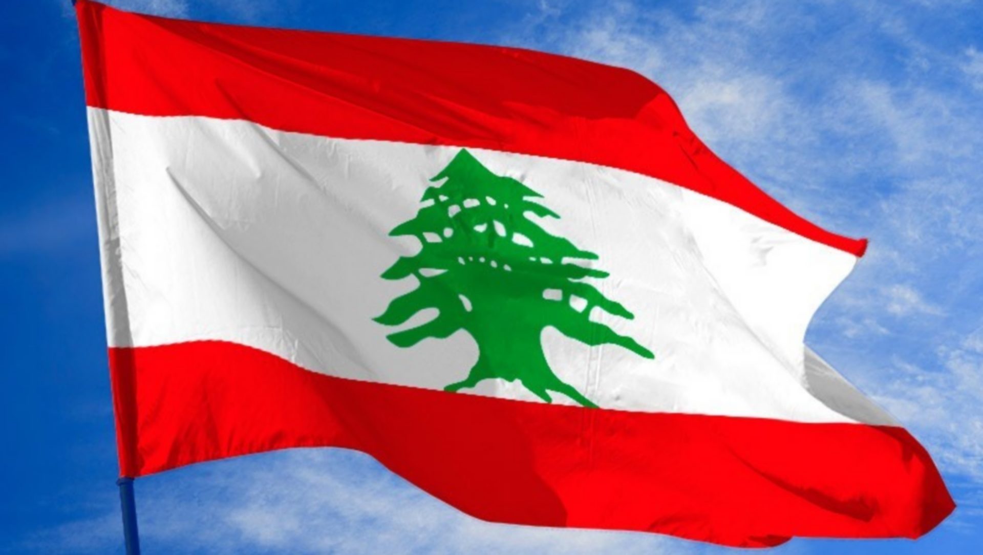 Le drapeau du Liban, le pays des cèdres (DR)