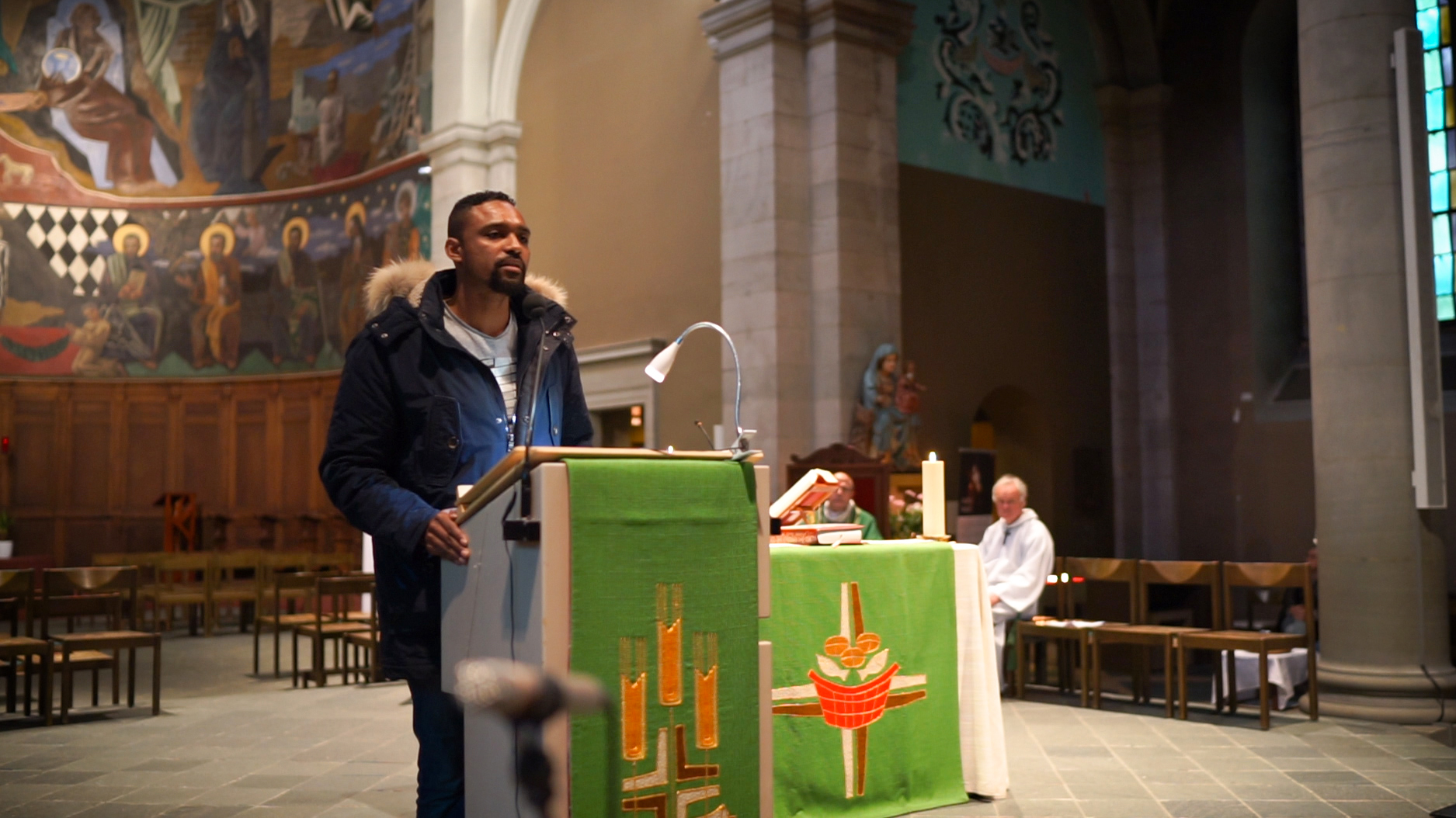 Antonio a témoigné de son parcours de vie à l'occasion de la 1ère Journée Mondiale des Pauvres (© Pierre Pistoletti)