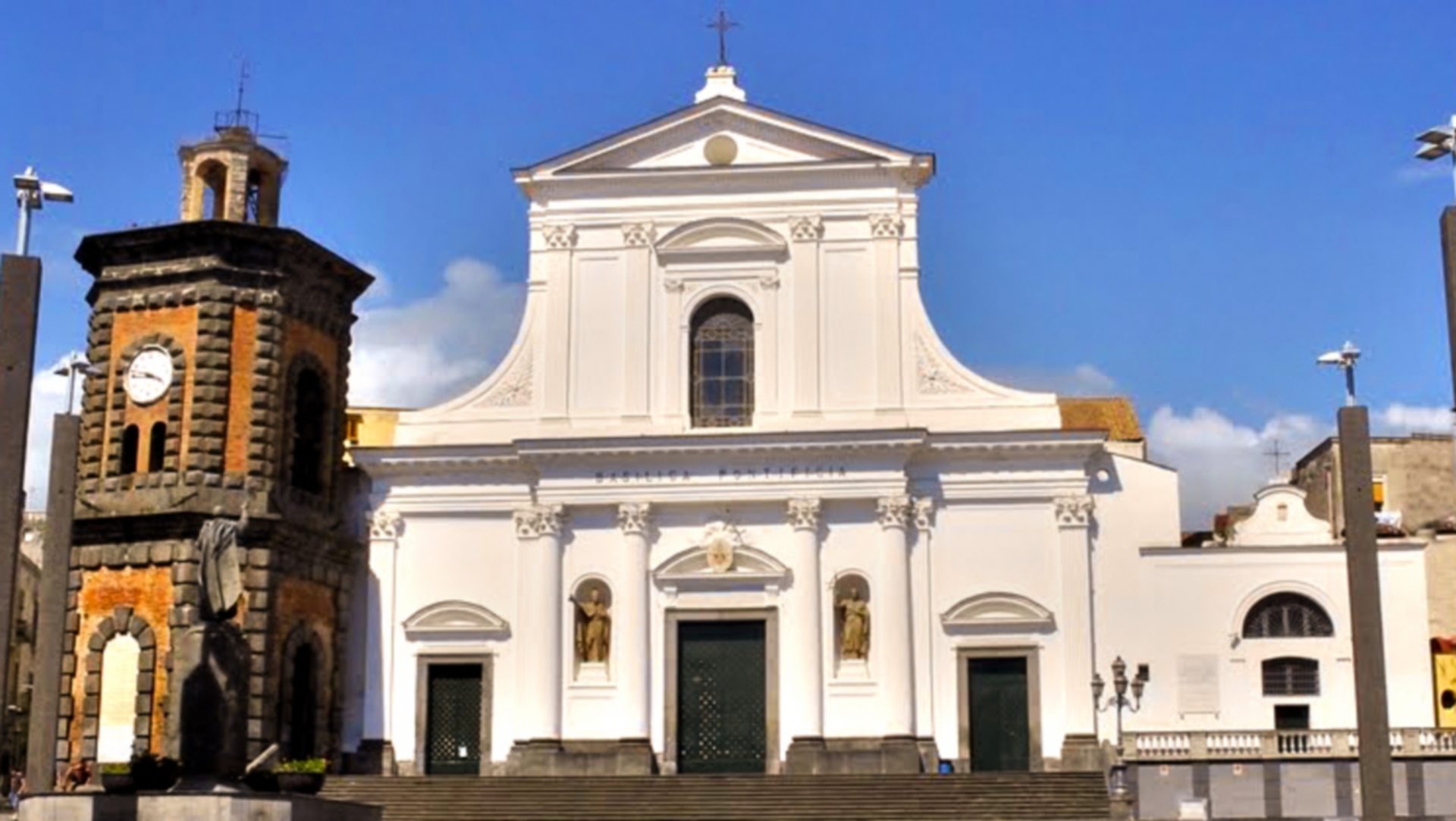 L'église de Santa Croce, à Torre del Greco, près de Naples | domaine public