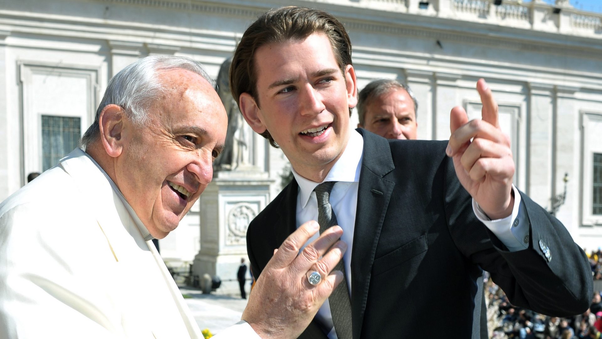 Le pape François et le jeune chancelier autrichien Sebastian Kurz | Wikimedia commons, Dragan Tatic, CC BY 2.0