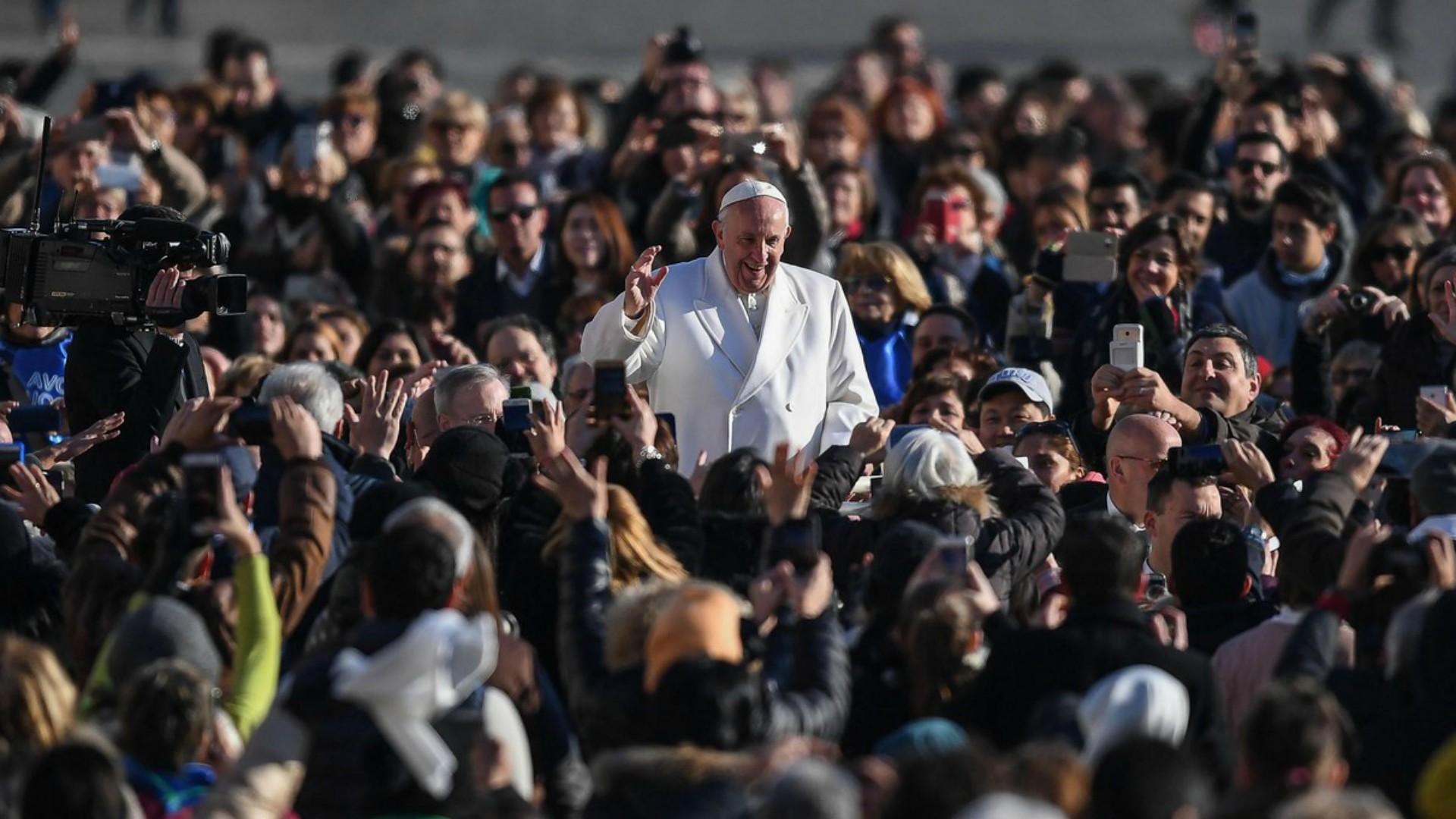 Le pape François bénéficie toujours d'une grande popularité | © Epa Ansa Alessandro di Meo/Keystone