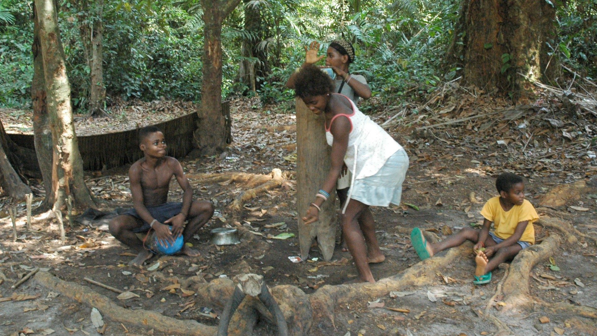 En Afrique centrale, les pygmées font de plus en plus connaissance avec le catholicisme (Photo d'illustration:Huard/Flickr/CC BY-NC-ND 2.0)