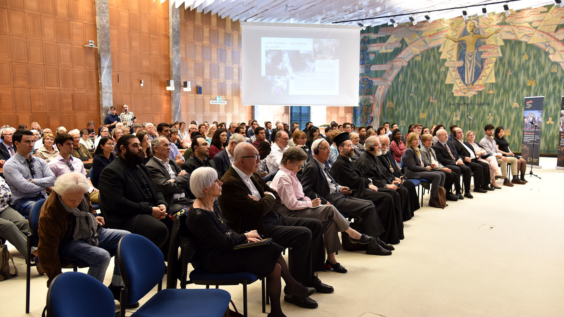 Les participants se sont réunis dans la salle de conférence du COE | © B. Hallet