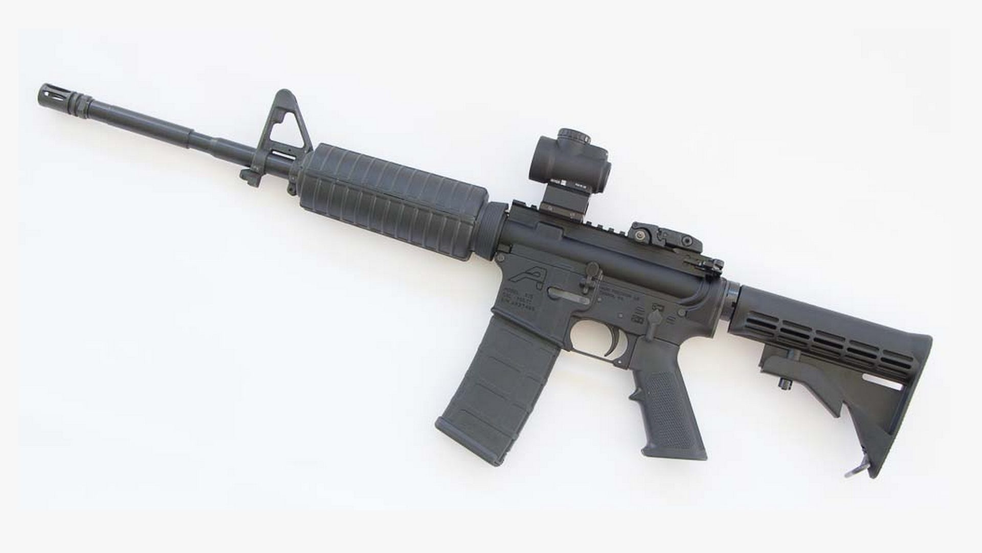Au Etats-Unis, il est très facile d'acheter un fusil mitrailleur AR-15 | Flickr  CC BY  2.0