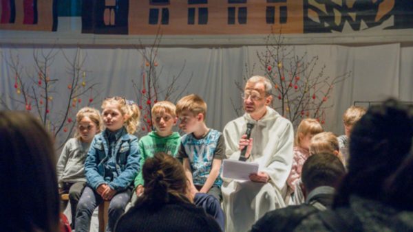 Lviv site de rencontrerencontres une fille 3 pouces plus grand