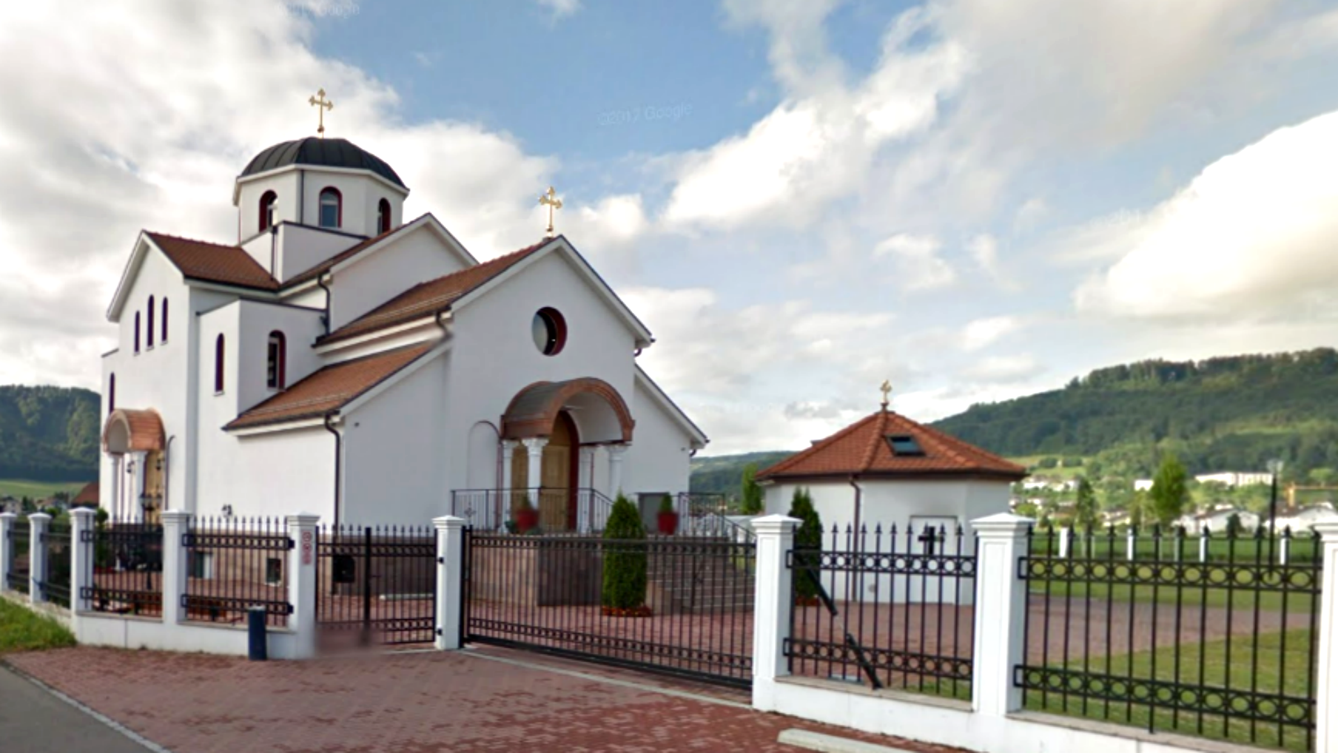 Le patriarche Irénée a consacré l'église orthodoxe serbe de Belp (BE) (Photo:Googlestreet View)