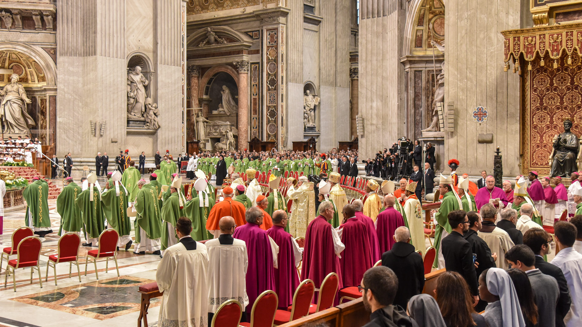 Messe de clôture du Synode sur les jeunes à la basilique Saint-Pierre  | © Raphaël Zbinden