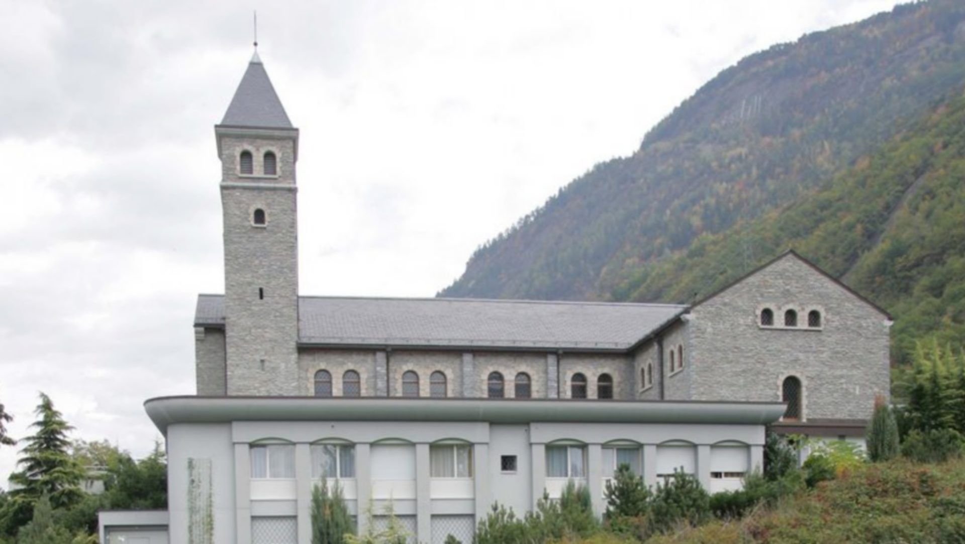 L'église de la Fraternité sacerdotale saint Pie X à Ecône, en Valais | DR