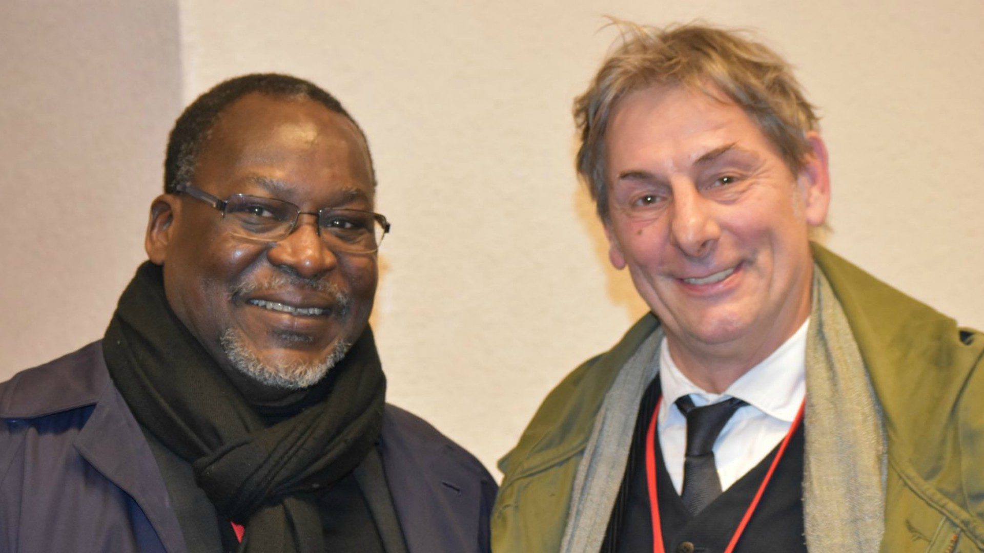 Lourdes Le Père Janvier Yameogo, du Secrétairiat pour la Communication du Vatican, avec François Ernenwein, rédacteur en chef de La Croix | © Jacques Berset