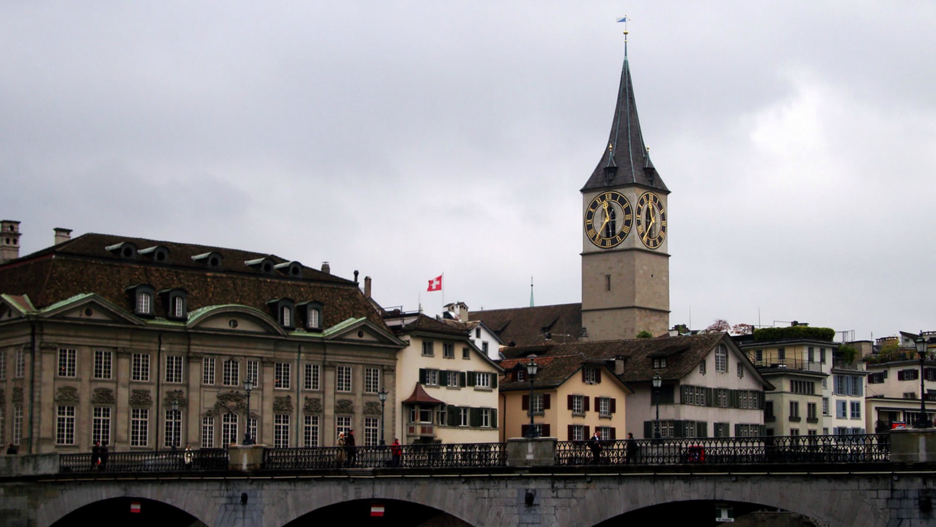 L'église St-Pierre, à Zurich, possède le plus grand cadran d'Europe | © warrenski/Flickr/CC BY-SA 2.0
