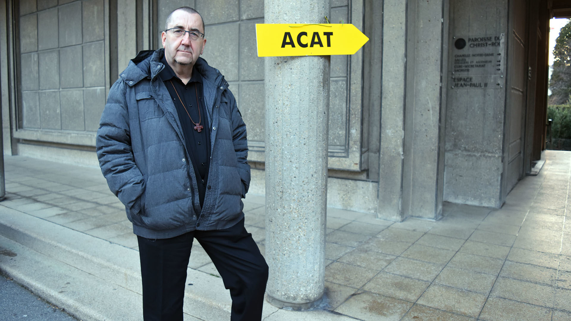 Le chanoine Guy Luisier, invité à Fribourg par l'ACAT, l'Action des chrétiens pour l'abolition de la torture | © Jacques Berset.