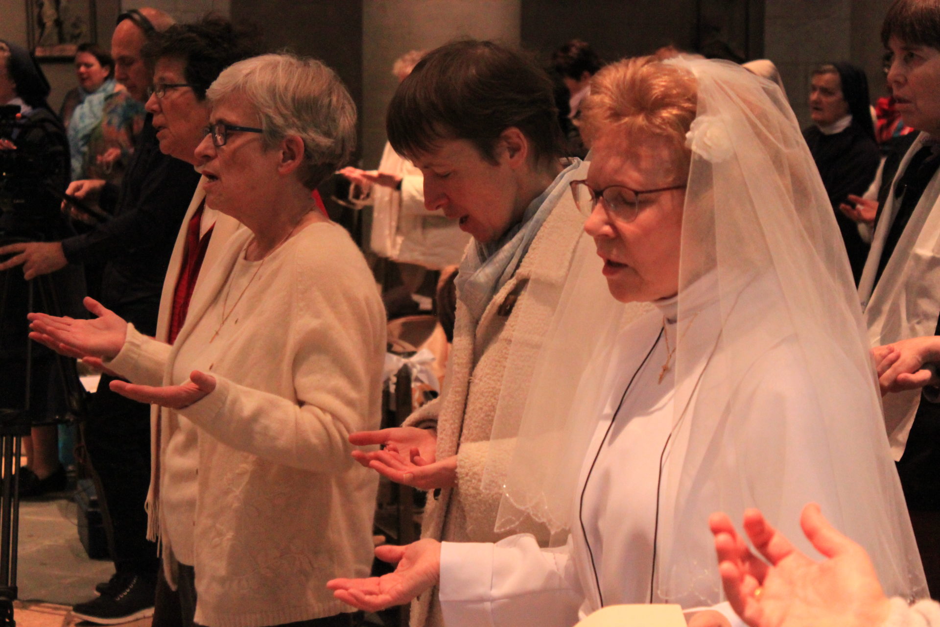 Marylène Rouiller, consacrée vierge par Mgr Charles Morerod, le 18 décembre 2018 à la basilique Notre-Dame à Lausanne © Bernard Litzler