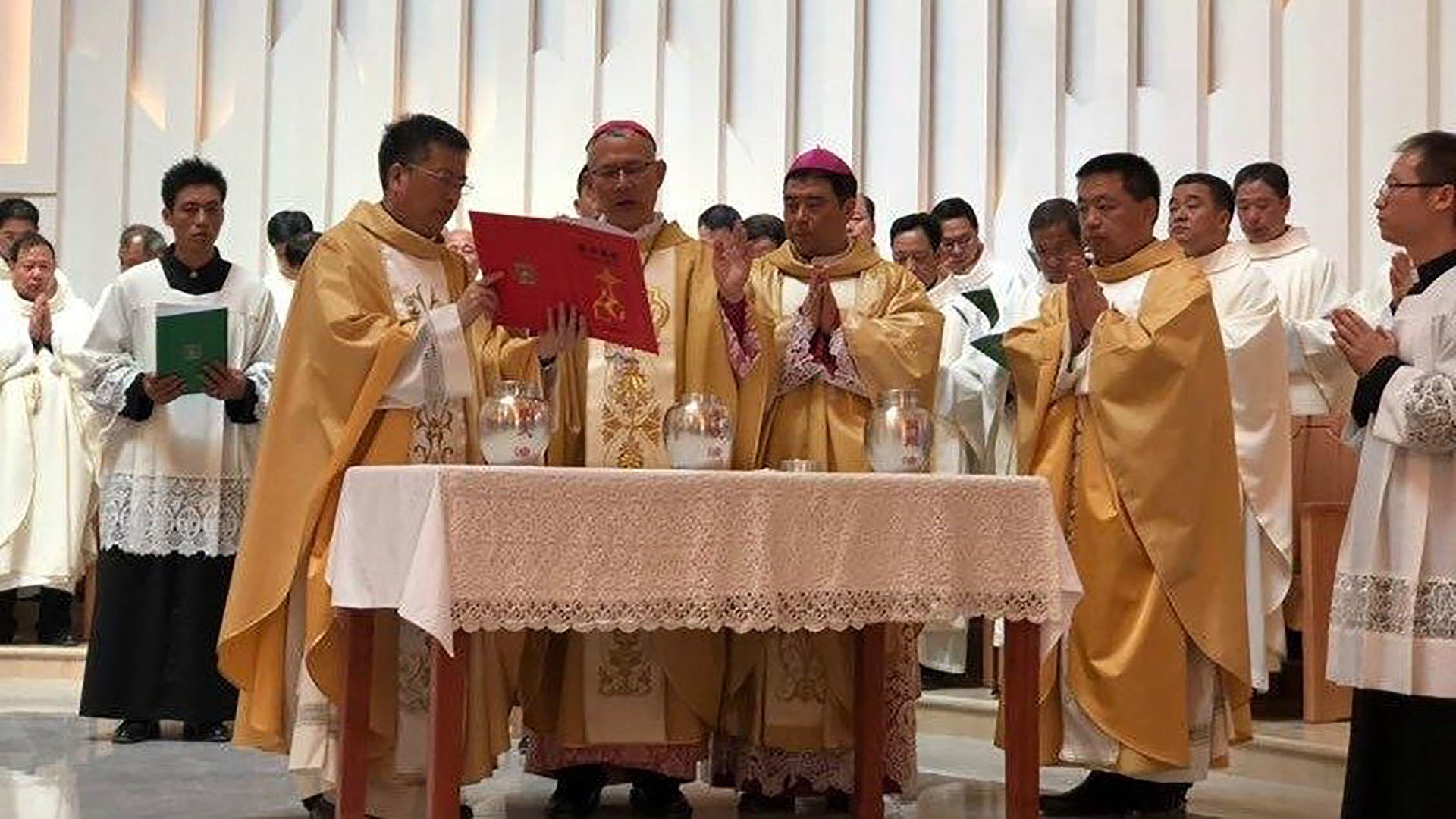 Mgr Guo Xijin aurait été interdit de concélébrer la messe chrismale. Finalement, les deux évêques étaient bien présents pour la cérémonie. | © Vatican News