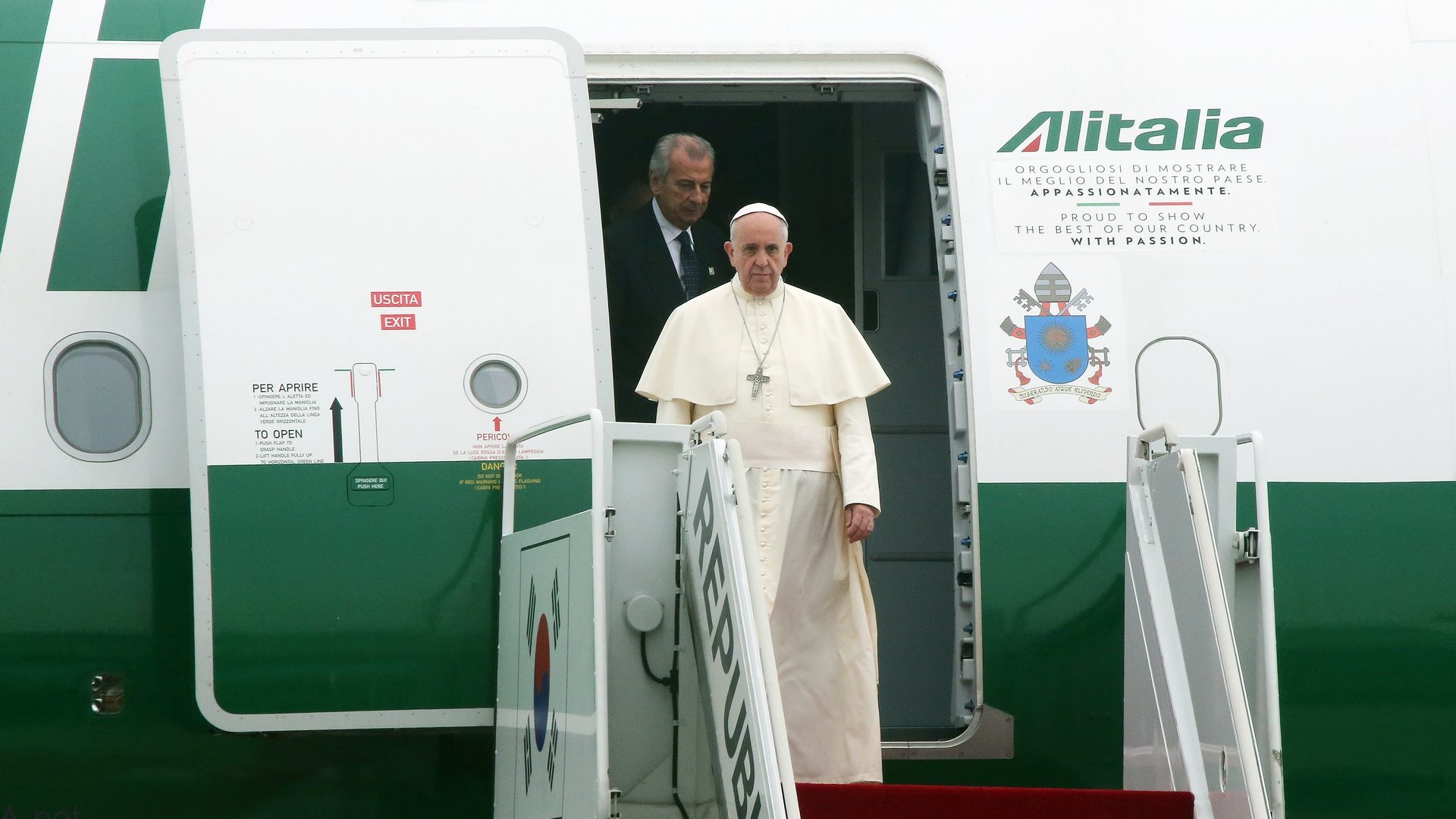 Le pape François à sa descente d'avion   | © Flickr CC BY-SA 2.0
