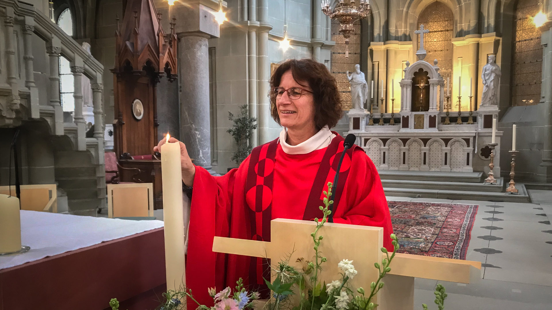 Anne-Marie Kaufmann, curé de Berne, est l'une des dix femmes prêtres de Suisse | © Pierre Pistoletti