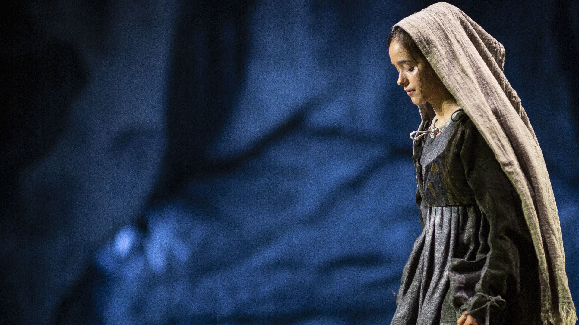 La jeune chanteuse Eyma fait un triomphe dans le rôle de Bernadette. | © Mathieu Poirier 2019