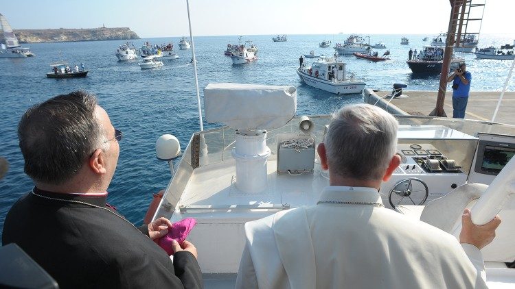 Le pape avait effectué, en 2013, sa première visite hors du Vatican à Lampedusa | © Vatican News