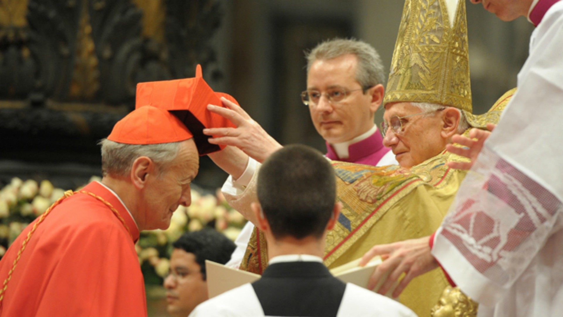 Benoît XVI a remis en 2010 la barrette cardinalice à Mgr Paolo Sardi | © Ordre de Malte