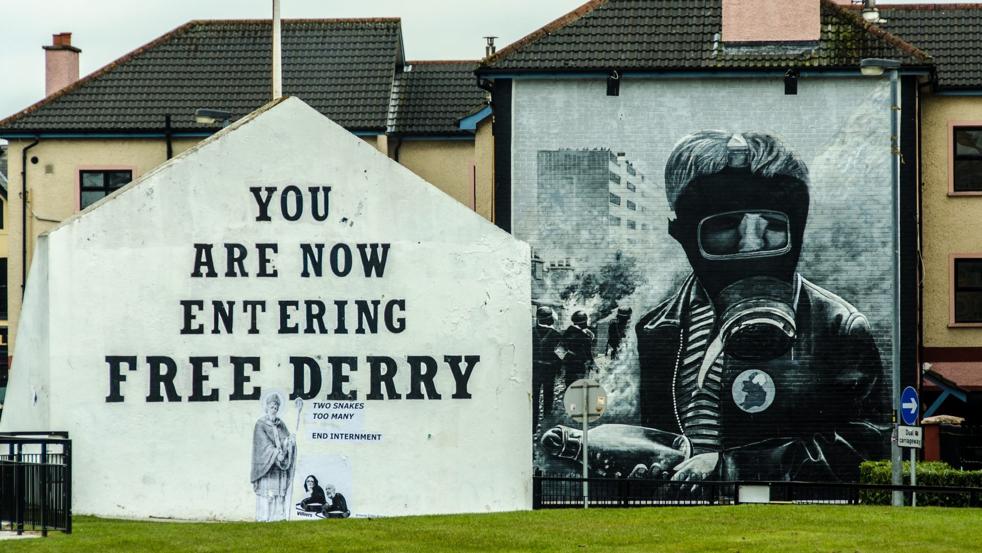 A Derry, des fresques murales rappellent les troubles d'août 1969 | flickr master philipp CC BY-NC 2.0