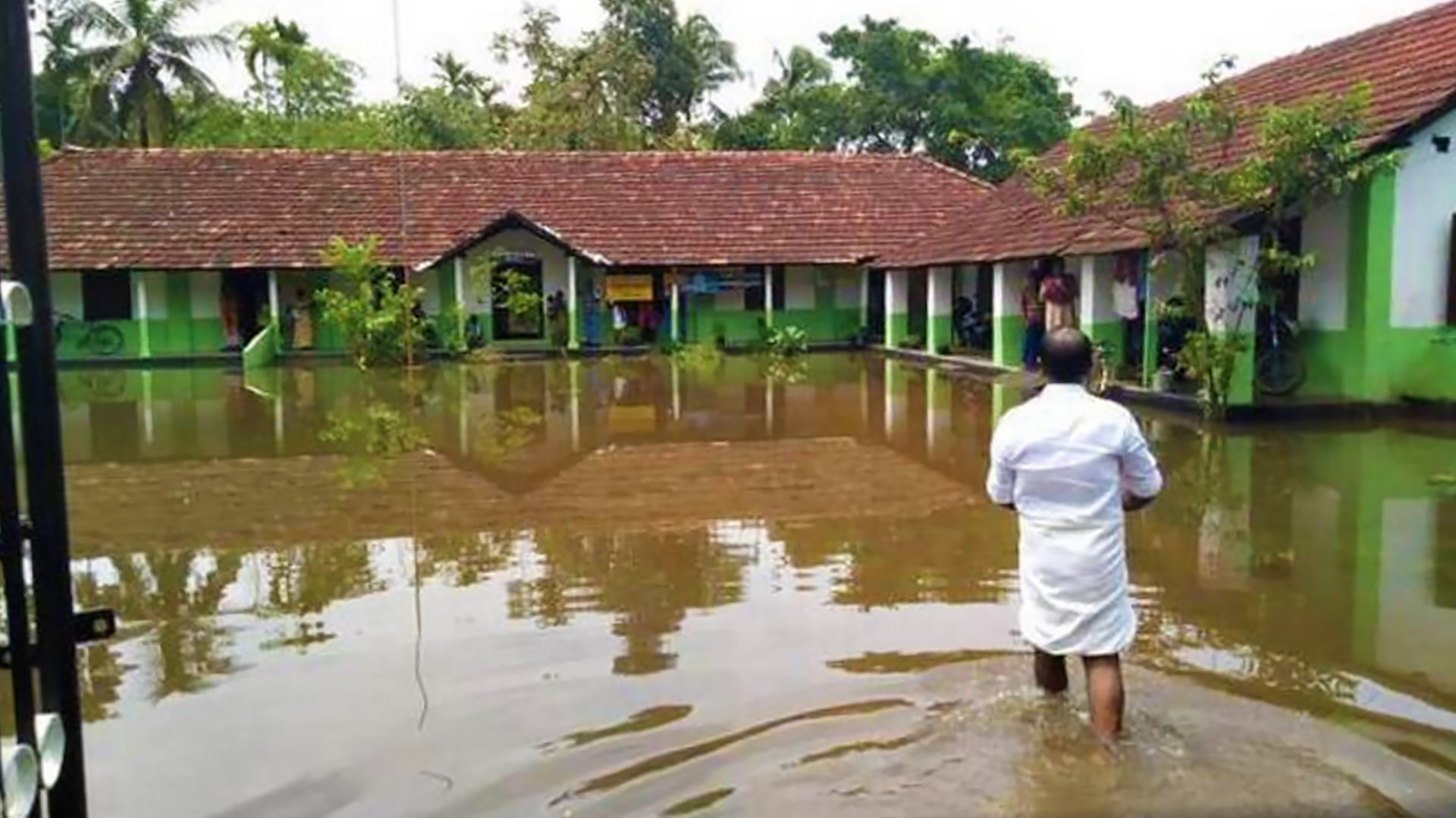 Un camp de secours ouvert dans une école primaire de Mepral, dans le Kerala | © thehindu.com