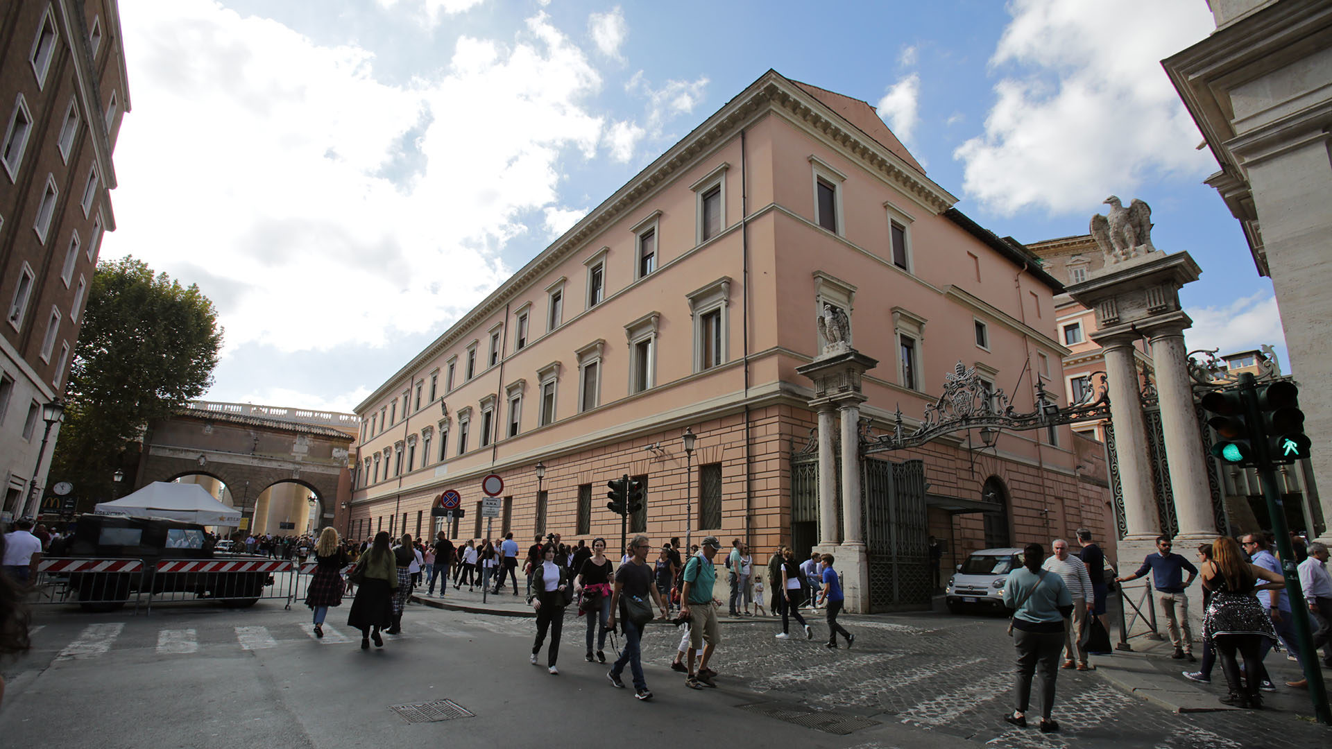 Les façades de la caserne de la Garde pontificale devront être conservées  | © B. Hallet