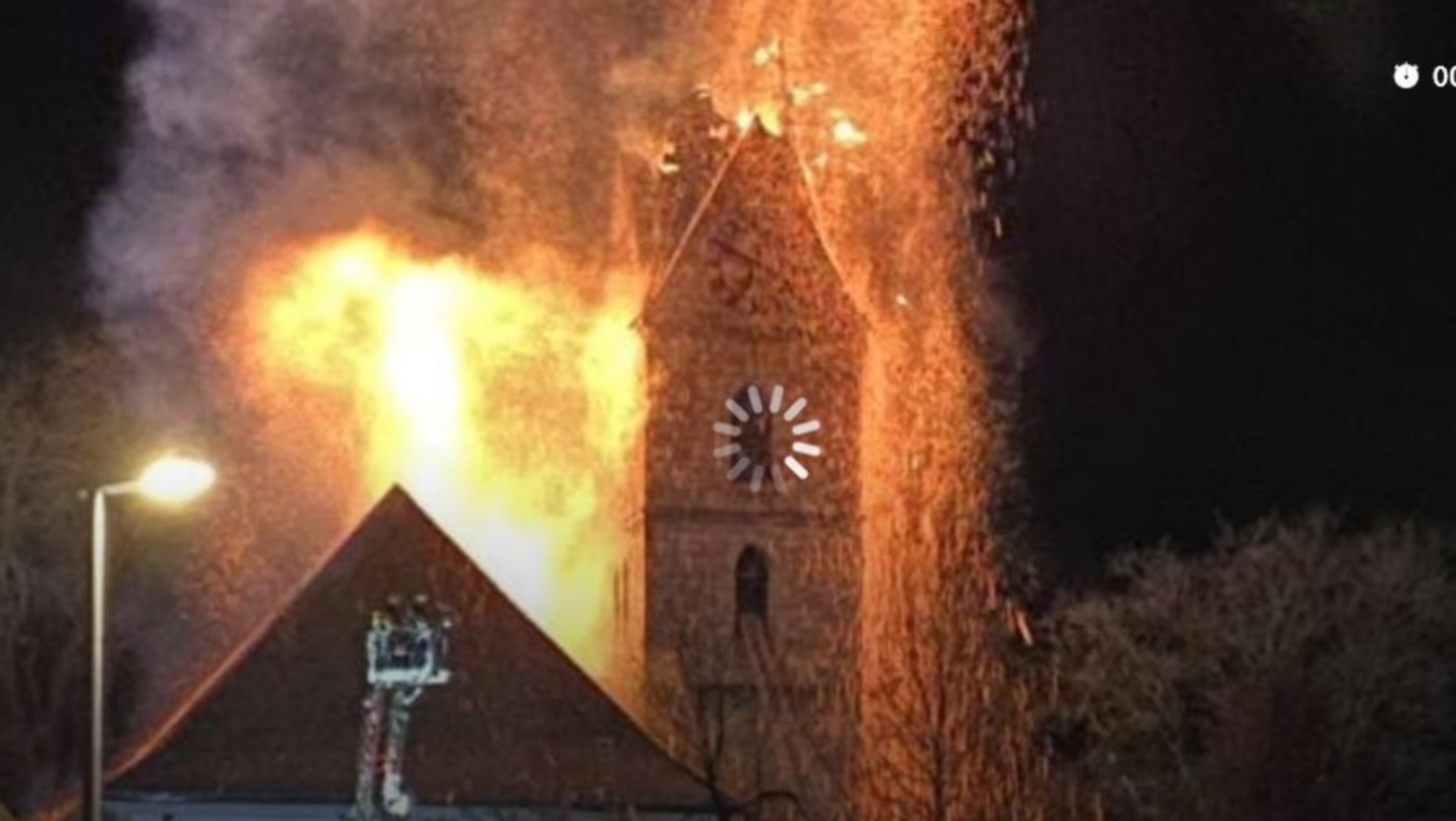Incendie du clocher du temple d'Herzogenbuchsee (BE) | capture d'écran 