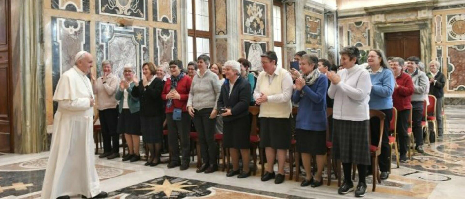 Audience du pape François avec les auxiliaires et collaboratrices diocésaines de Trévise et Padoue | ©  Vatican Media 