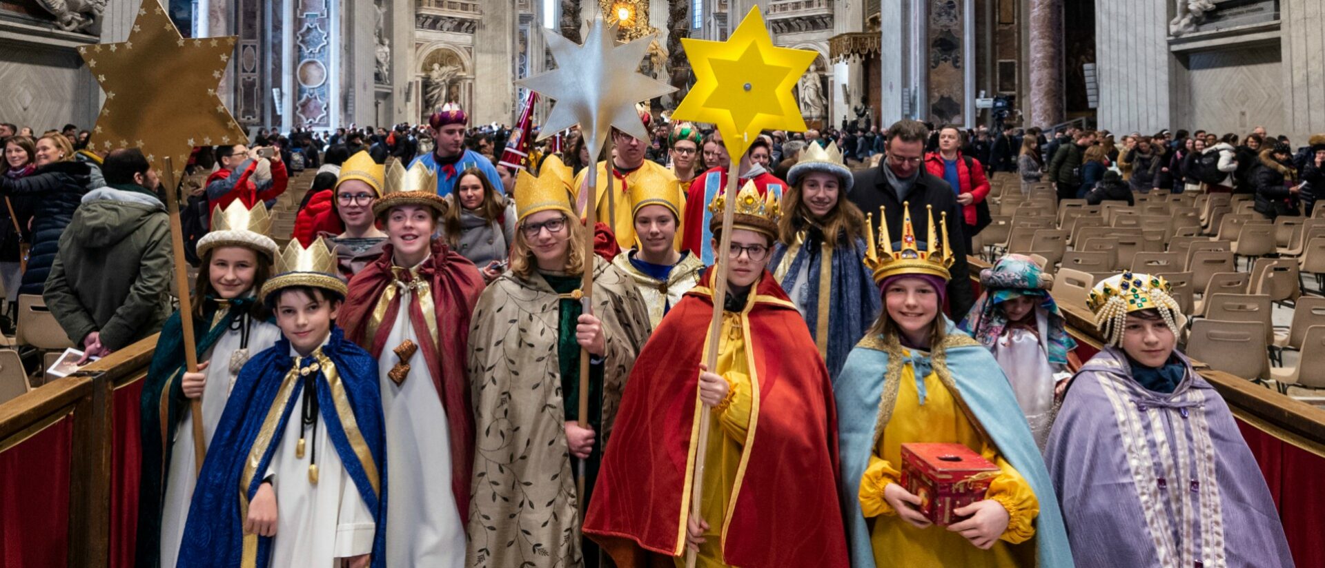 Les "Chanteurs à l'étoile" à la basilique Saint-Pierre de Rome lors de la messe du 1er janvier 2020 | © Andrea Moresino-Zipper