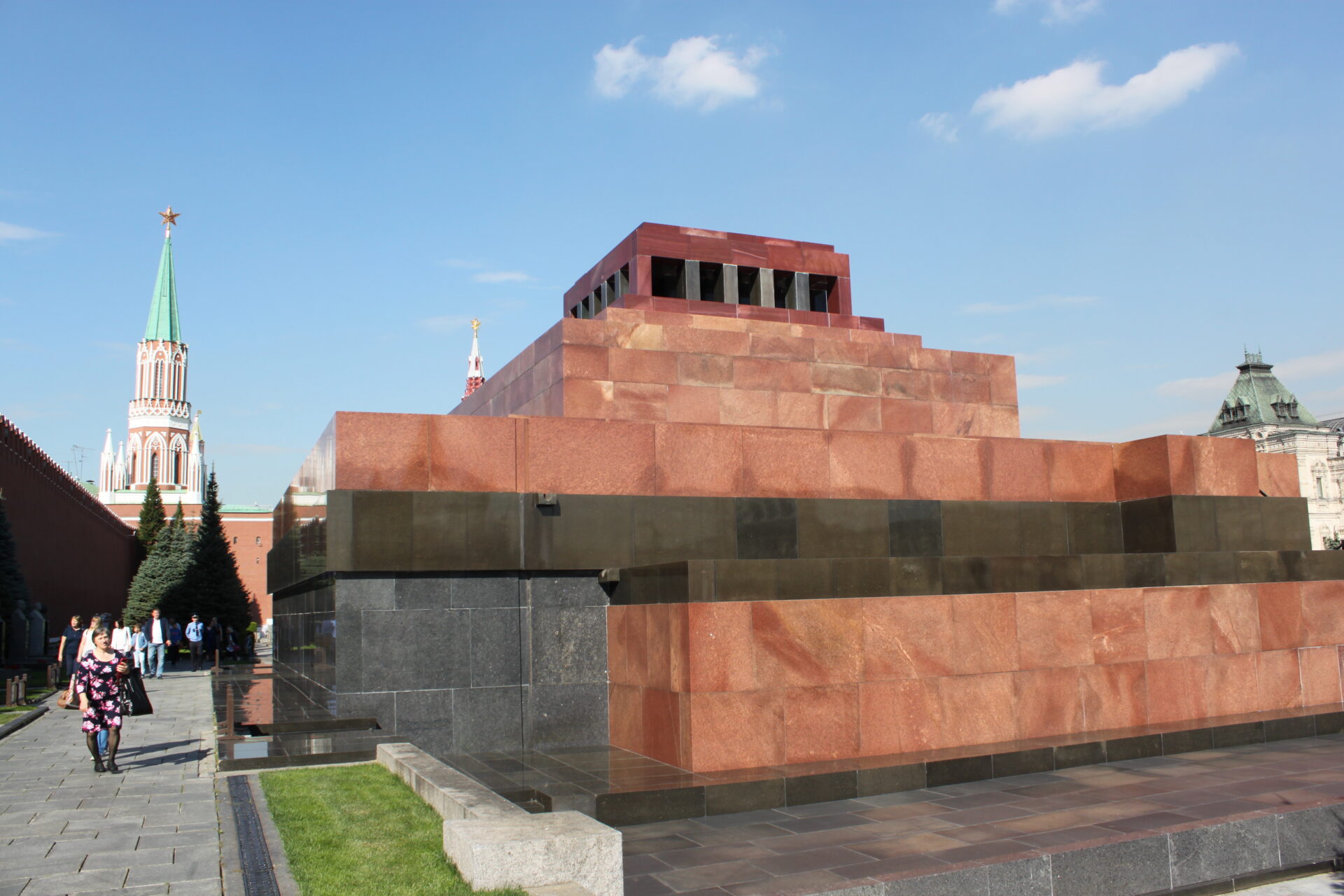 Mausolée de Lénine à Moscou, devant les remparts du Kremlin © Bernard Litzler