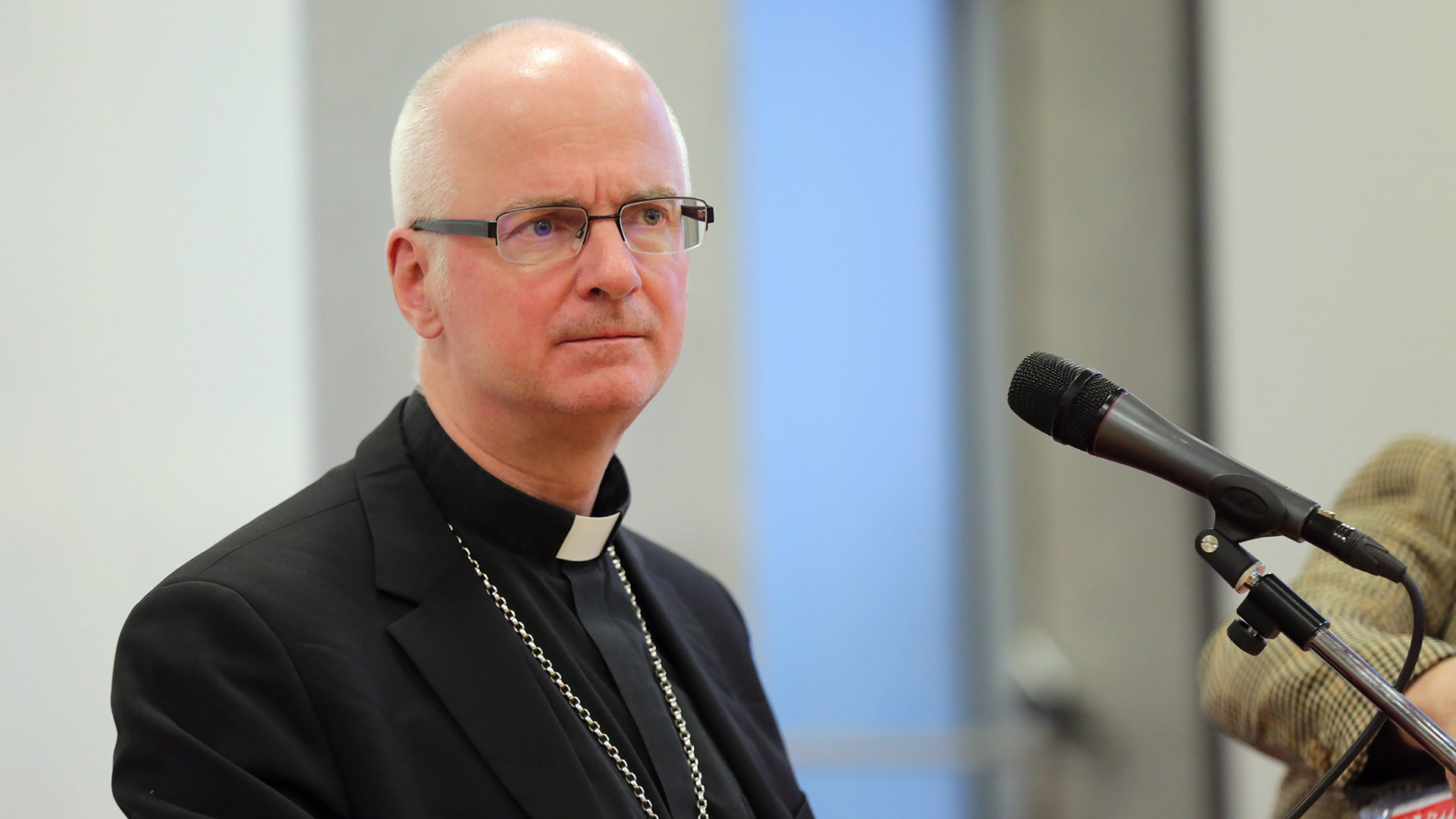 Face aux abuseurs, Mgr Morerod passe de la confiance à la méfiance | © Bernard Hallet