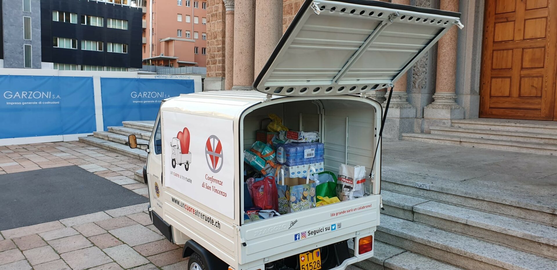 'L'APE del cuore' est l'une des initiatives solidaires proposées par les paroisses tessinoises pour aider les personnes dans le besoin, notamment à cause de l'urgence-coronavirus | © catt.ch